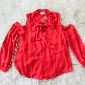 •NEW• CUTE LONG SLEEVE BLOUSE